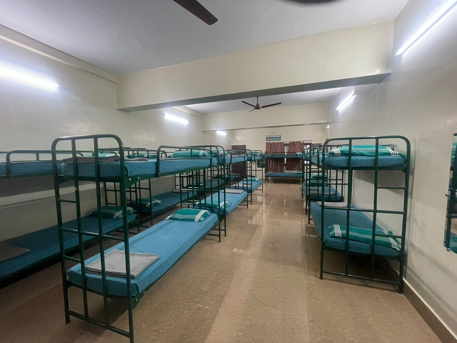 Dormitory  2 (32 Beds)